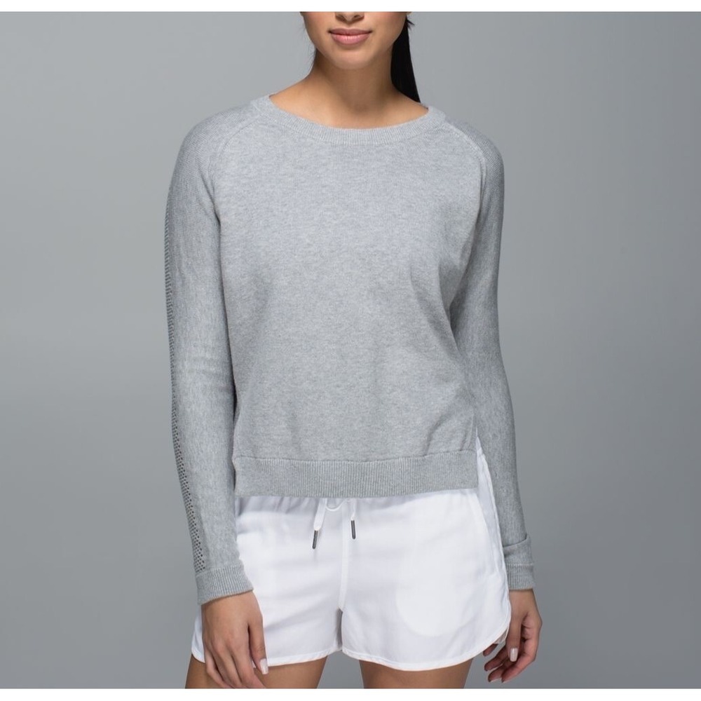 Lululemon Bhakti Life Sweater  Gray Cashmere Blend Size 4/6 Back Ventilation